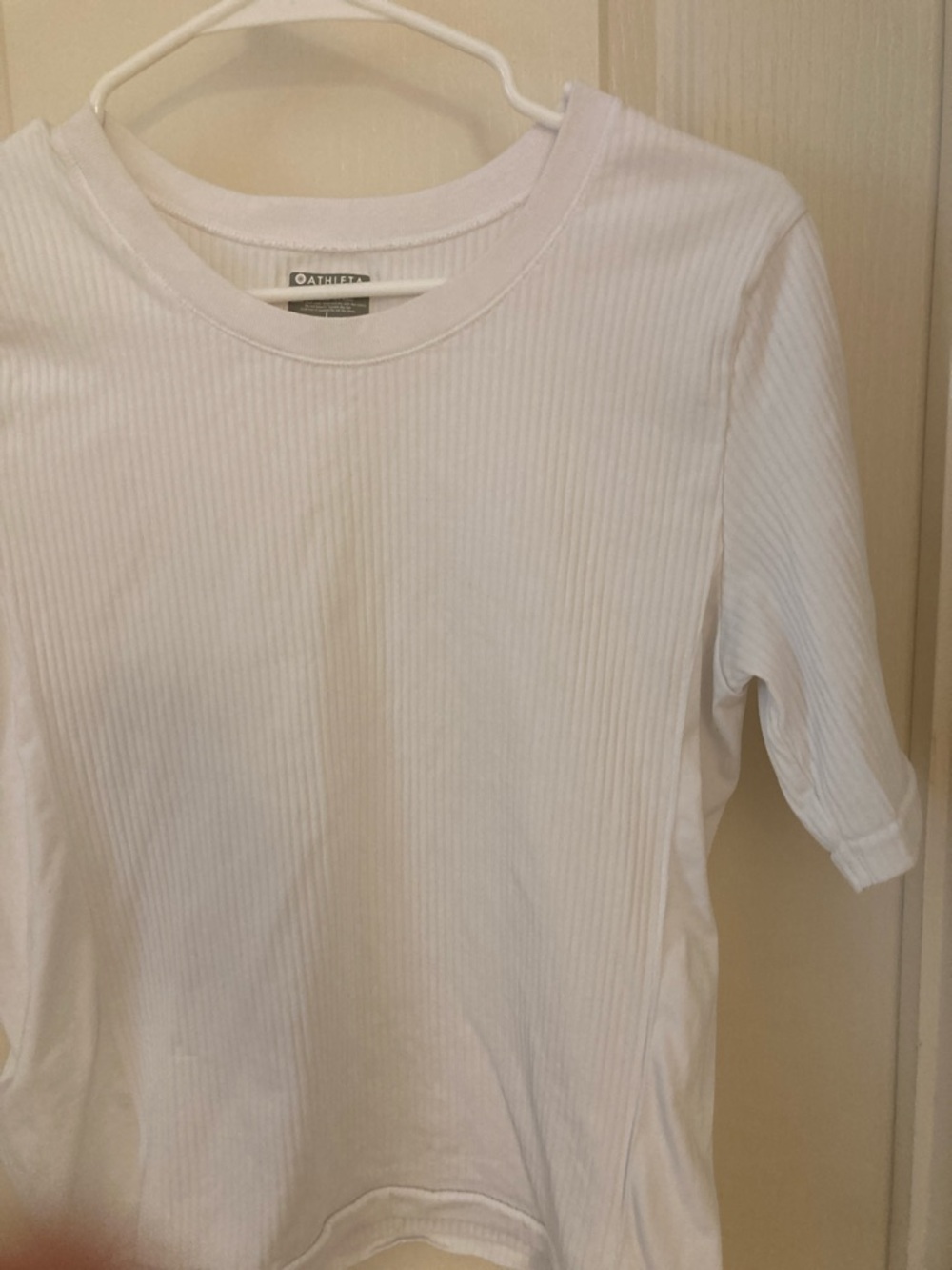 Classic Ribbed White Short-Sleeve Tee - Picture 4 of 9
